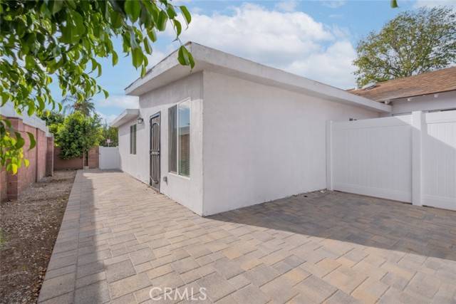 Panorama City, CA 91402,8602 Saloma AVE