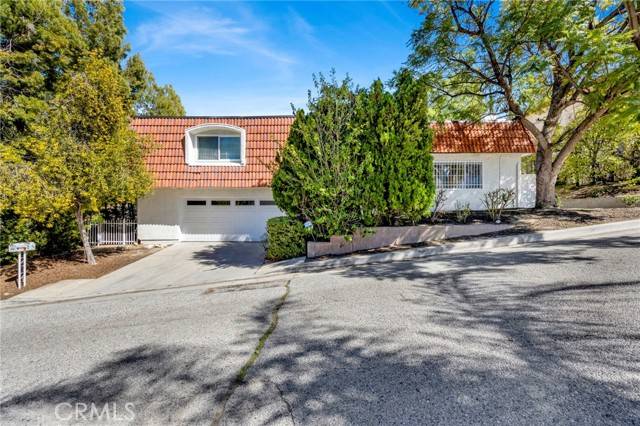 Woodland Hills, CA 91364,22762 Avenue San Luis