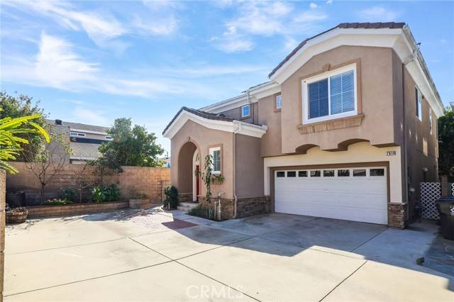 Huntington Beach, CA 92648,7814 Orchid DR