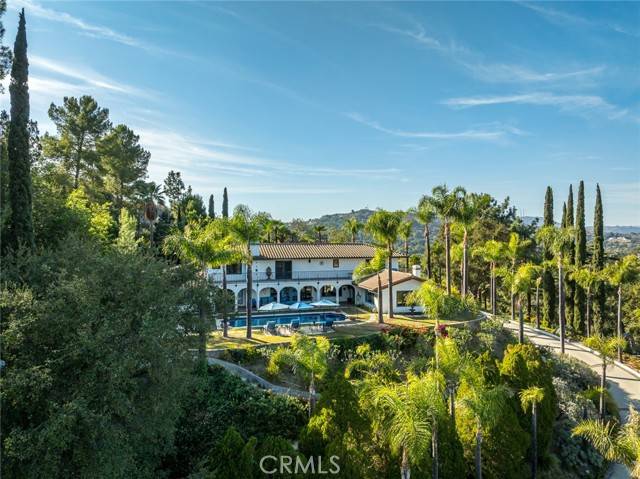 La Canada Flintridge, CA 91011,420 Inverness DR