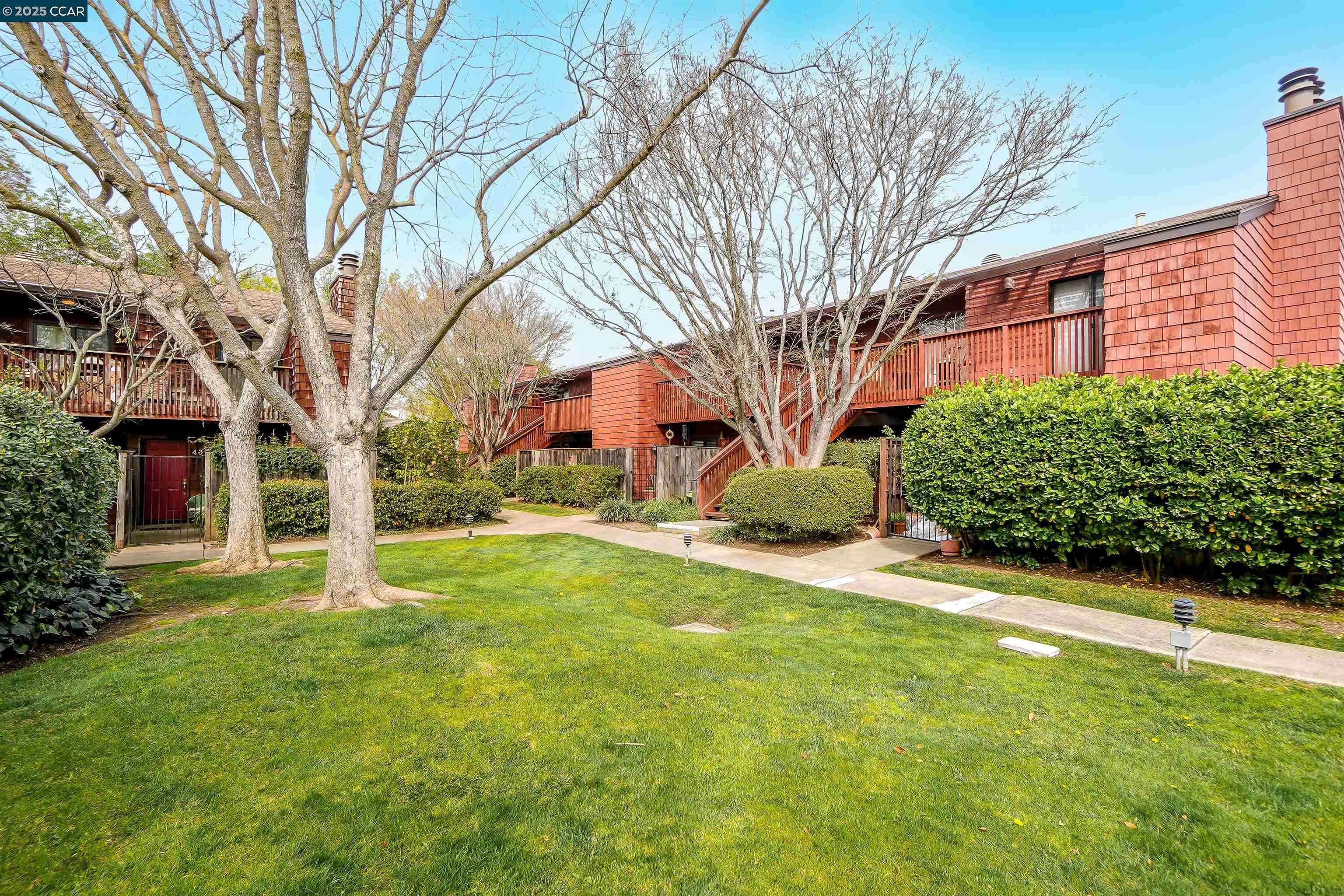 Concord, CA 94521,1455 Latour Ln 10