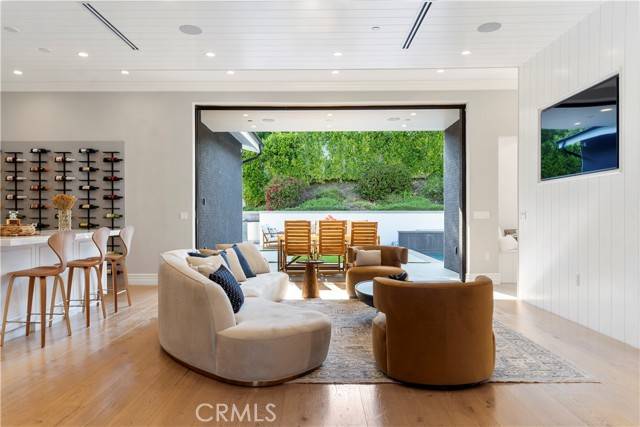 Tarzana, CA 91356,4635 Brewster DR