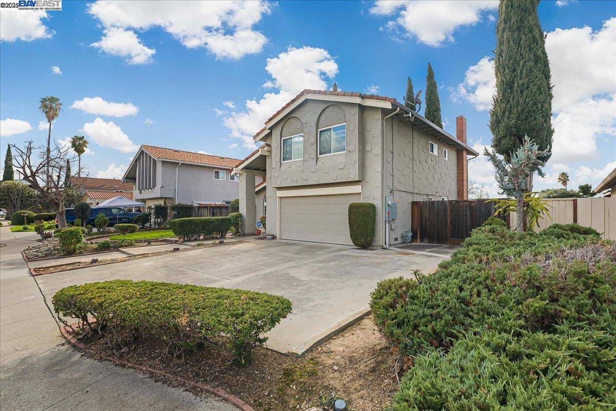 San Jose, CA 95148,3077 Autumnwood Ct