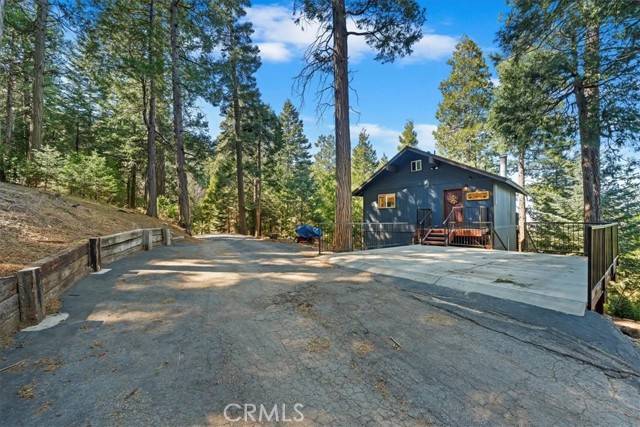 Crestline, CA 92325,24655 Altdorf DR