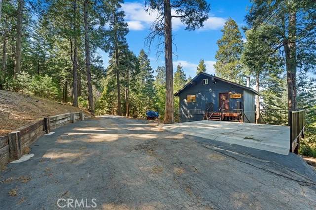 Crestline, CA 92325,24655 Altdorf DR