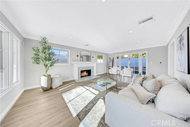 Palos Verdes Estates, CA 90274,3024 Via Rivera