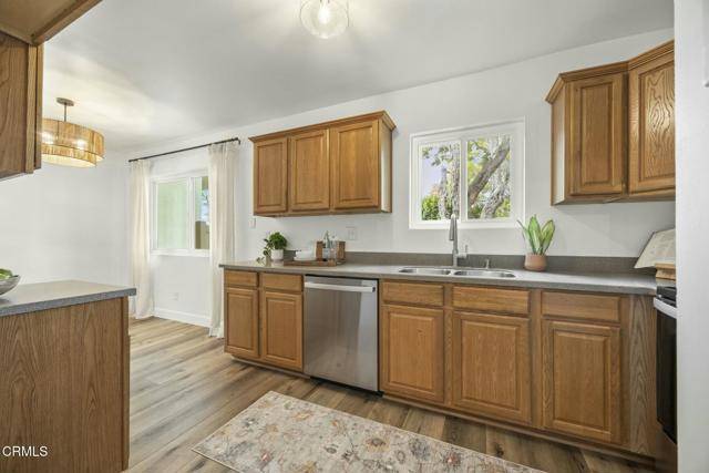 Ventura, CA 93003,138 S Bryn Mawr ST 40
