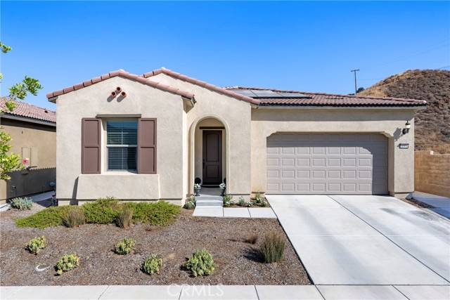 Corona, CA 92883,11976 Discovery CT