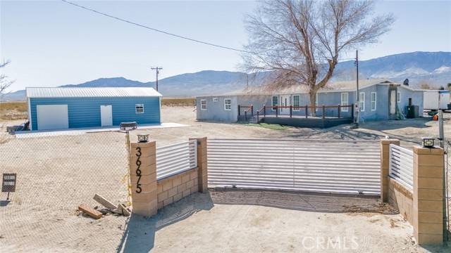 Lucerne Valley, CA 92356,36675 Colby ST