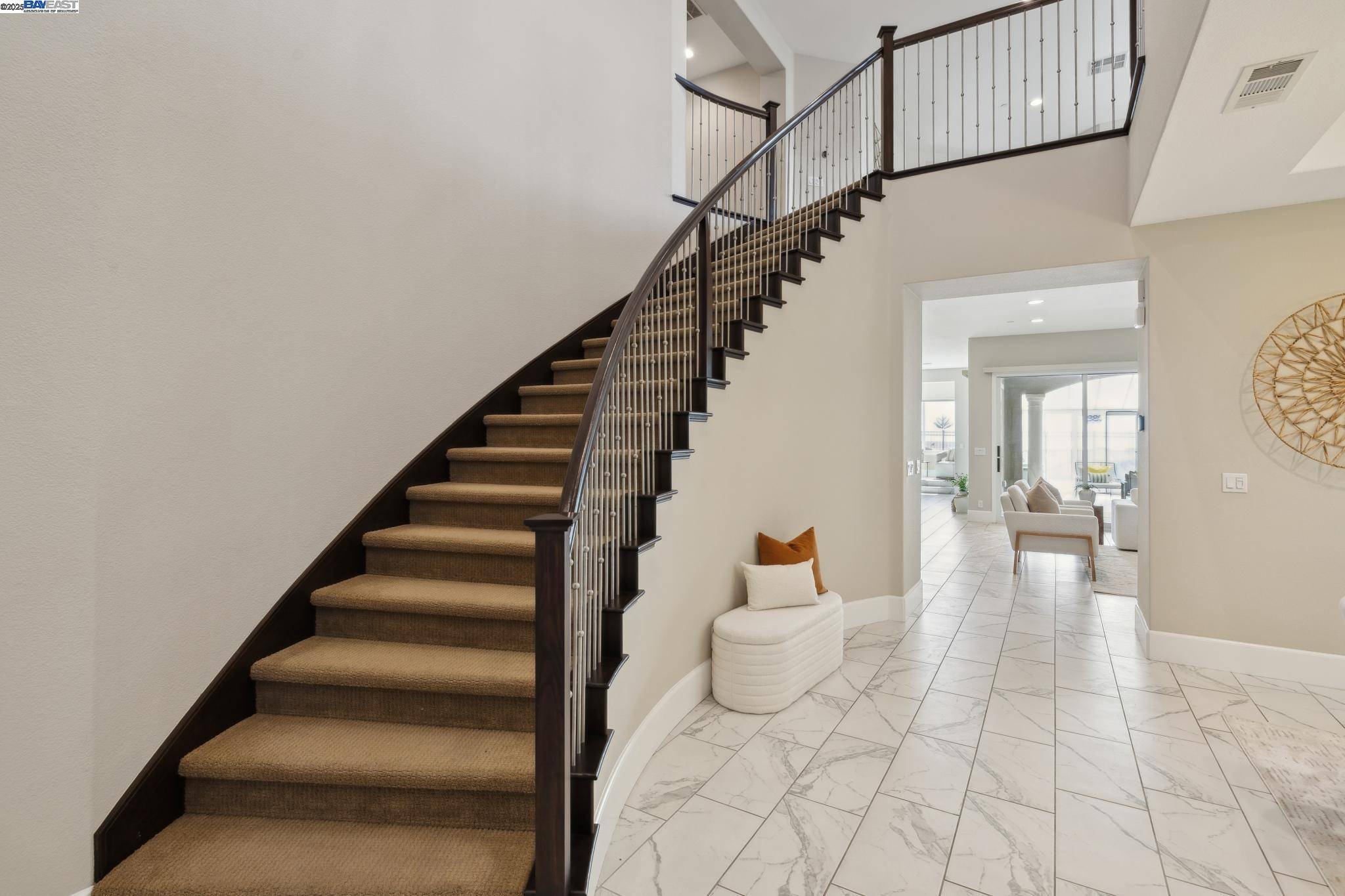 Hayward, CA 94542,31 Stirling WAY