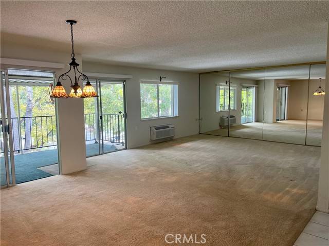 Laguna Woods, CA 92637,2370 Via Mariposa 3D