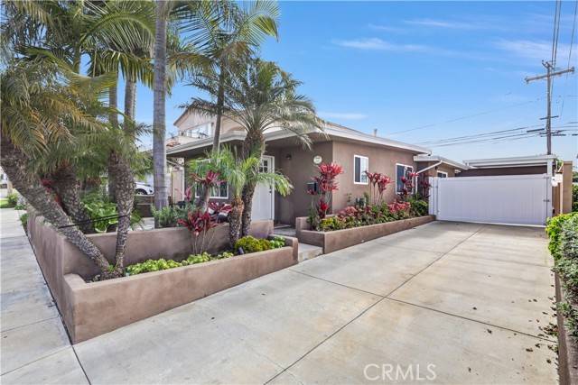 San Clemente, CA 92672,309 W Avenida Palizada