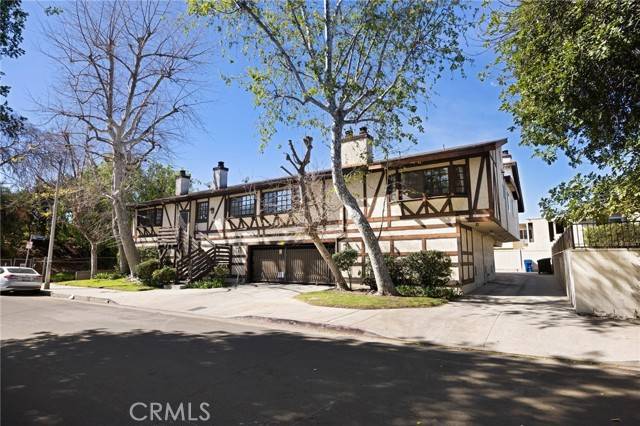 Valley Village, CA 91607,4633 Ben AVE 2