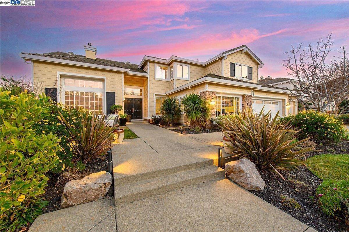 Pleasanton, CA 94588,8213 Regency Dr