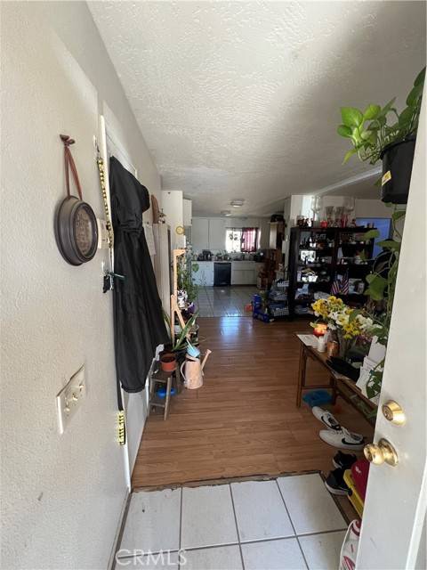 Hesperia, CA 92345,16132 Olive ST