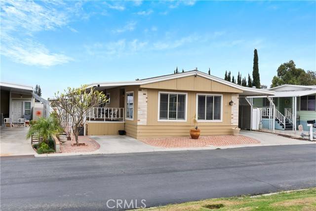 Corona, CA 92882,1383 Thornwood