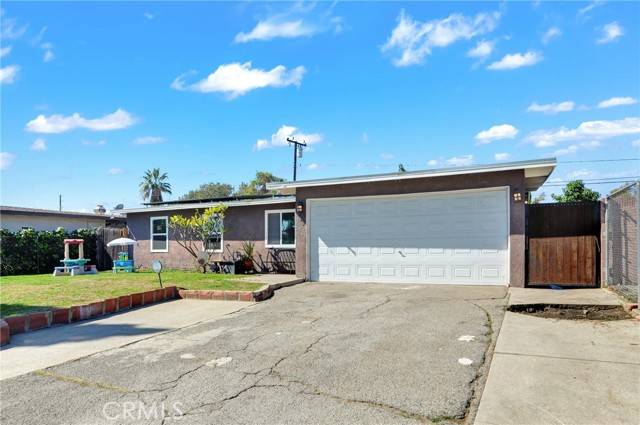 Azusa, CA 91702,5633 Cedarglen DR