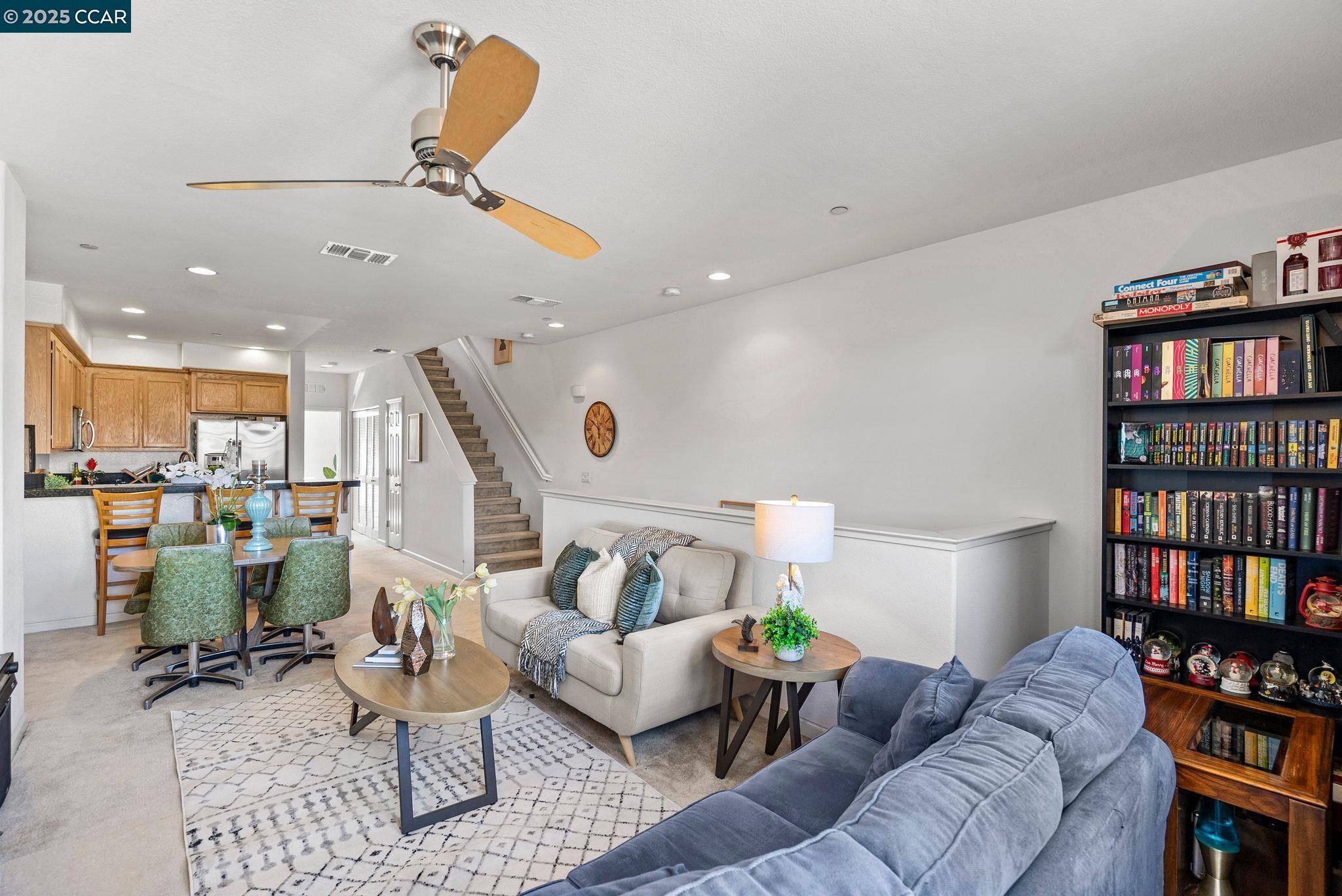 Milpitas, CA 95035,129 Ede LN