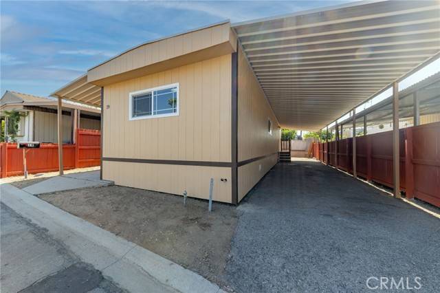Colton, CA 92324,2250 W Mill ST 19