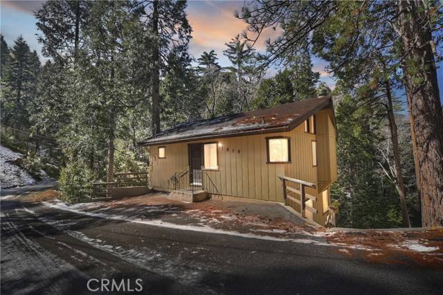 Crestline, CA 92325,1019 Jungfrau DR