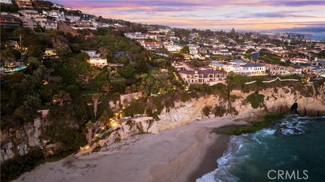 Laguna Beach, CA 92651,32221 Coast HWY