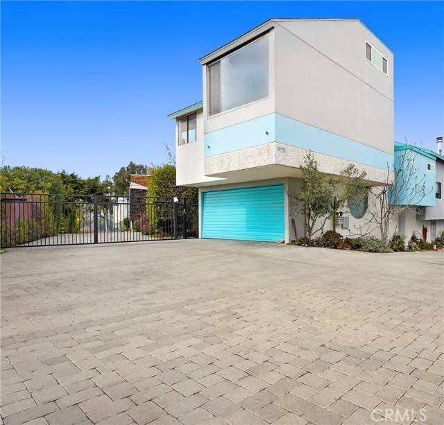 Malibu, CA 90265,29231 Heathercliff Rd. 1