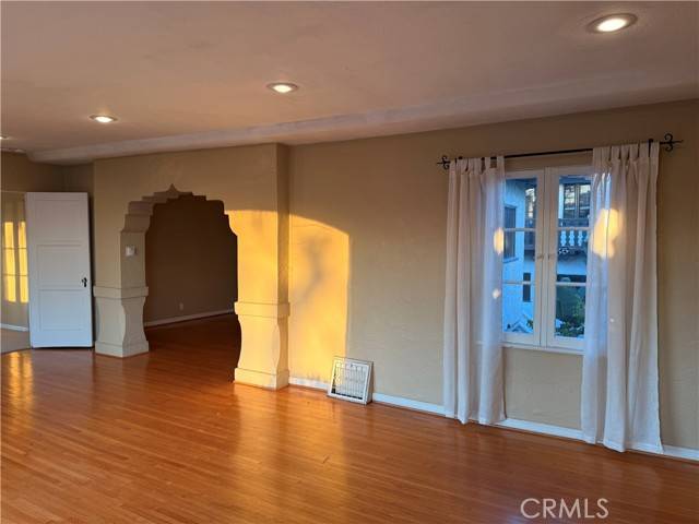 Long Beach, CA 90803,6 36th PL 8