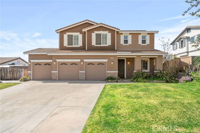 Fontana, CA 92336,5586 Pine Leaf AVE