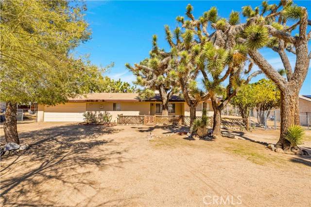 Yucca Valley, CA 92284,56830 Desert Gold DR