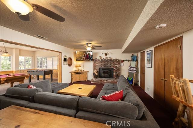 Big Bear Lake, CA 92315,142 S Finch DR