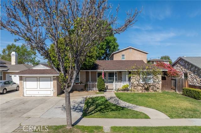 Brea, CA 92821,647 Magnolia AVE