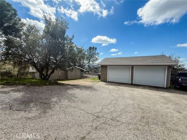 Coarsegold, CA 93614,43712 Cedar Grove CT