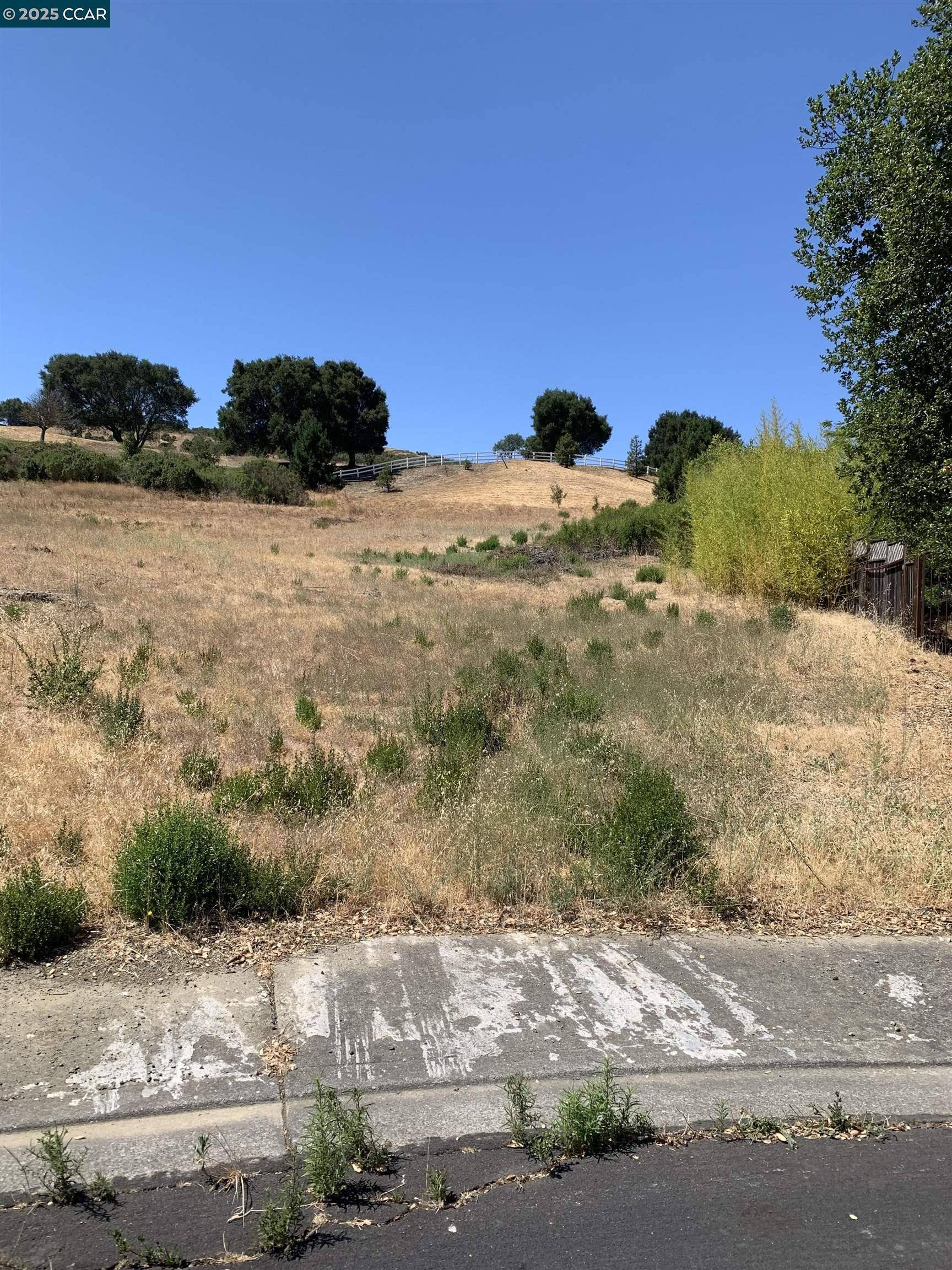 Vallejo, CA 94591,961 Lyndhurst Ln
