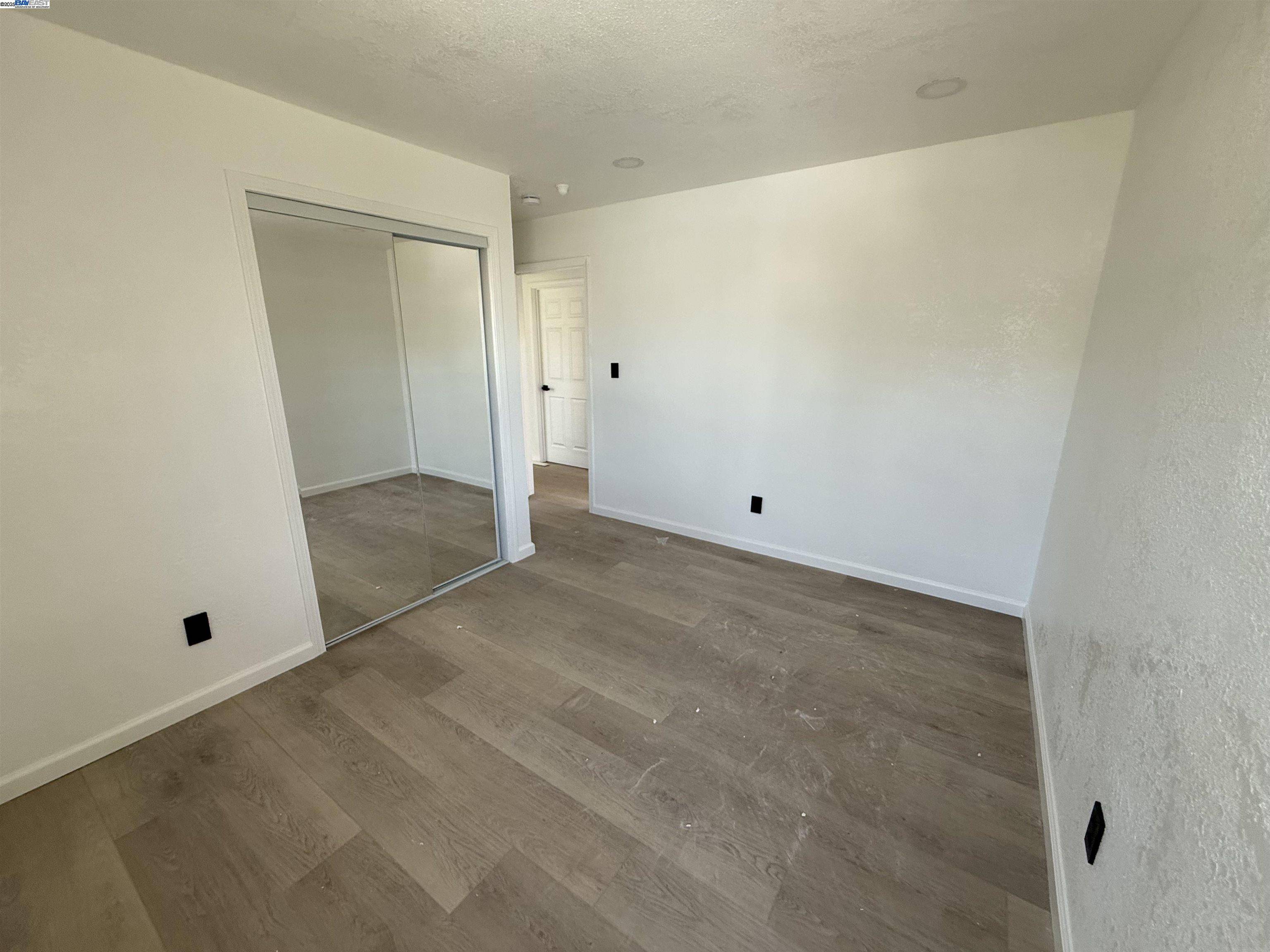 Vallejo, CA 94591,5 Hollywood Ave