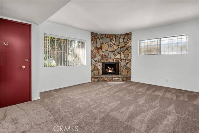 Hawthorne, CA 90250,11838 Oxford AVE