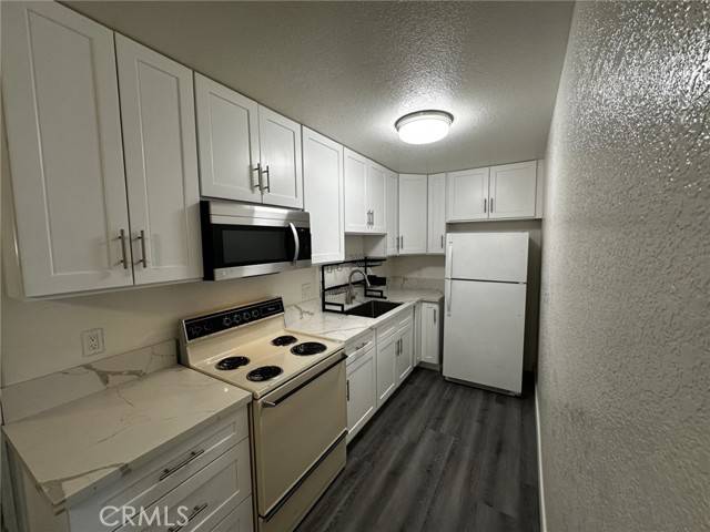 Palm Springs, CA 92262,675 N Los Felices CIR 116