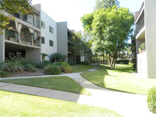 Redlands, CA 92373,242 E Fern AVE 208