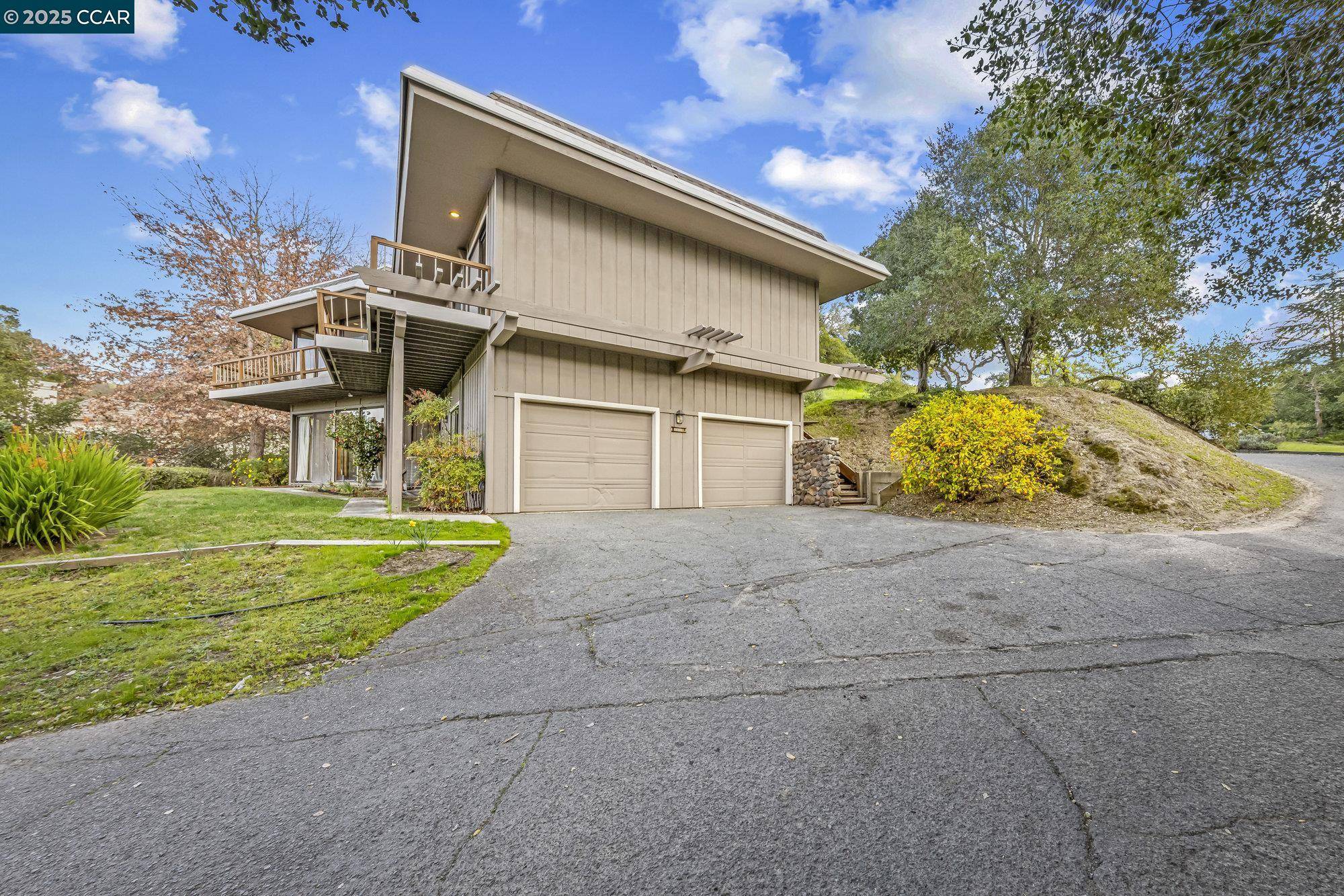 Lafayette, CA 94549,3123 Indian WAY