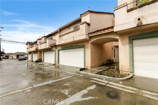 Downey, CA 90242,8321 Alameda ST