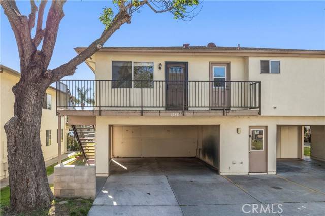 Ventura, CA 93003,1248 Carlsbad PL