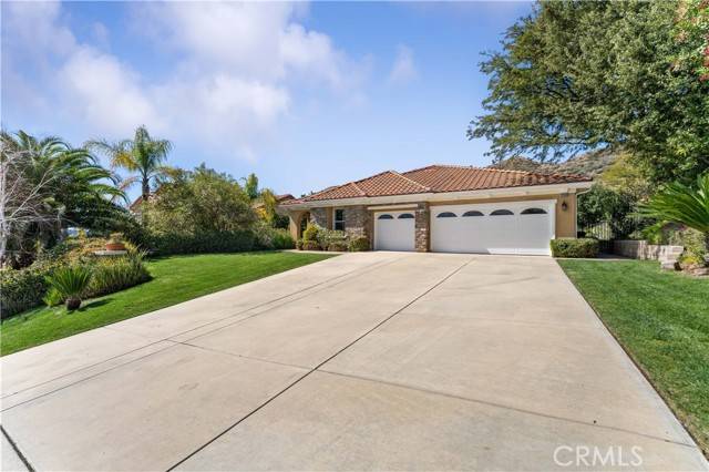 Canyon Country, CA 91351,28403 Hawks Ridge DR