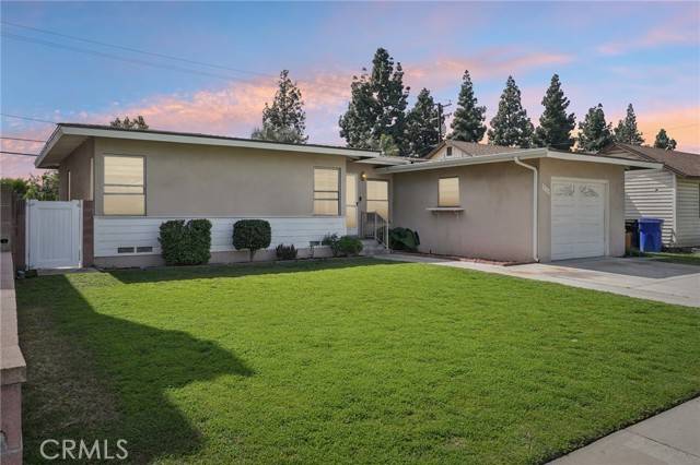 Downey, CA 90241,9602 Cecilia ST