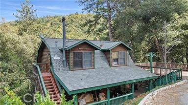 Crestline, CA 92325,379 Dorn DR