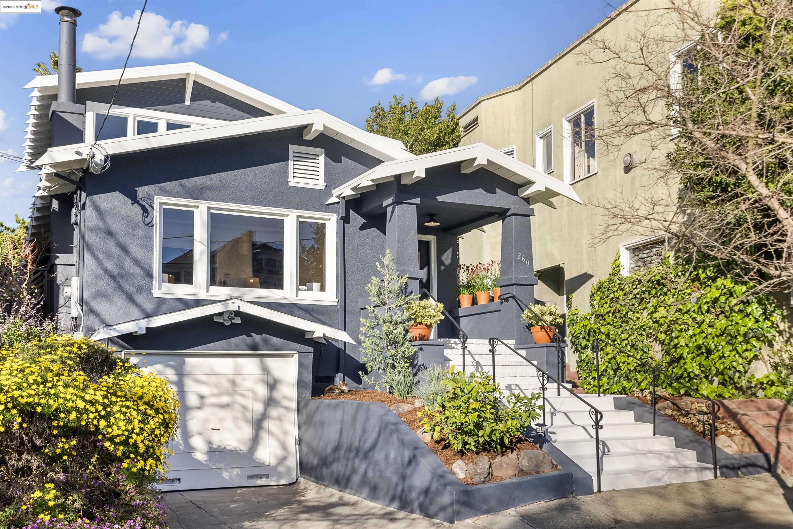 Oakland, CA 94611,260 Mather ST