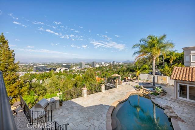 Encino, CA 91436,4440 Bergamo DR