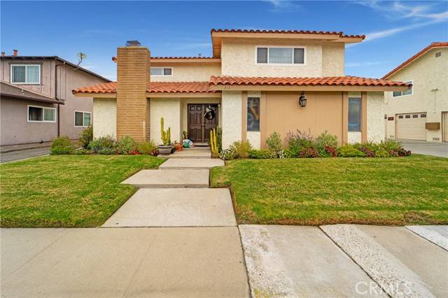 Brea, CA 92821,213 E Acacia ST