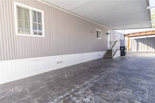 Chatsworth, CA 91311,21500 Lassen ST 17