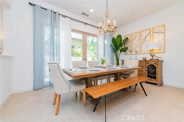 Irvine, CA 92602,53 Gingham