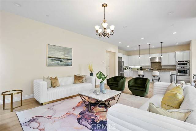 Irvine, CA 92620,105 Cordial