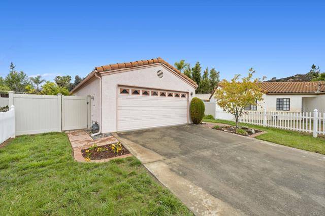 Escondido, CA 92027,2729 Cameron PL